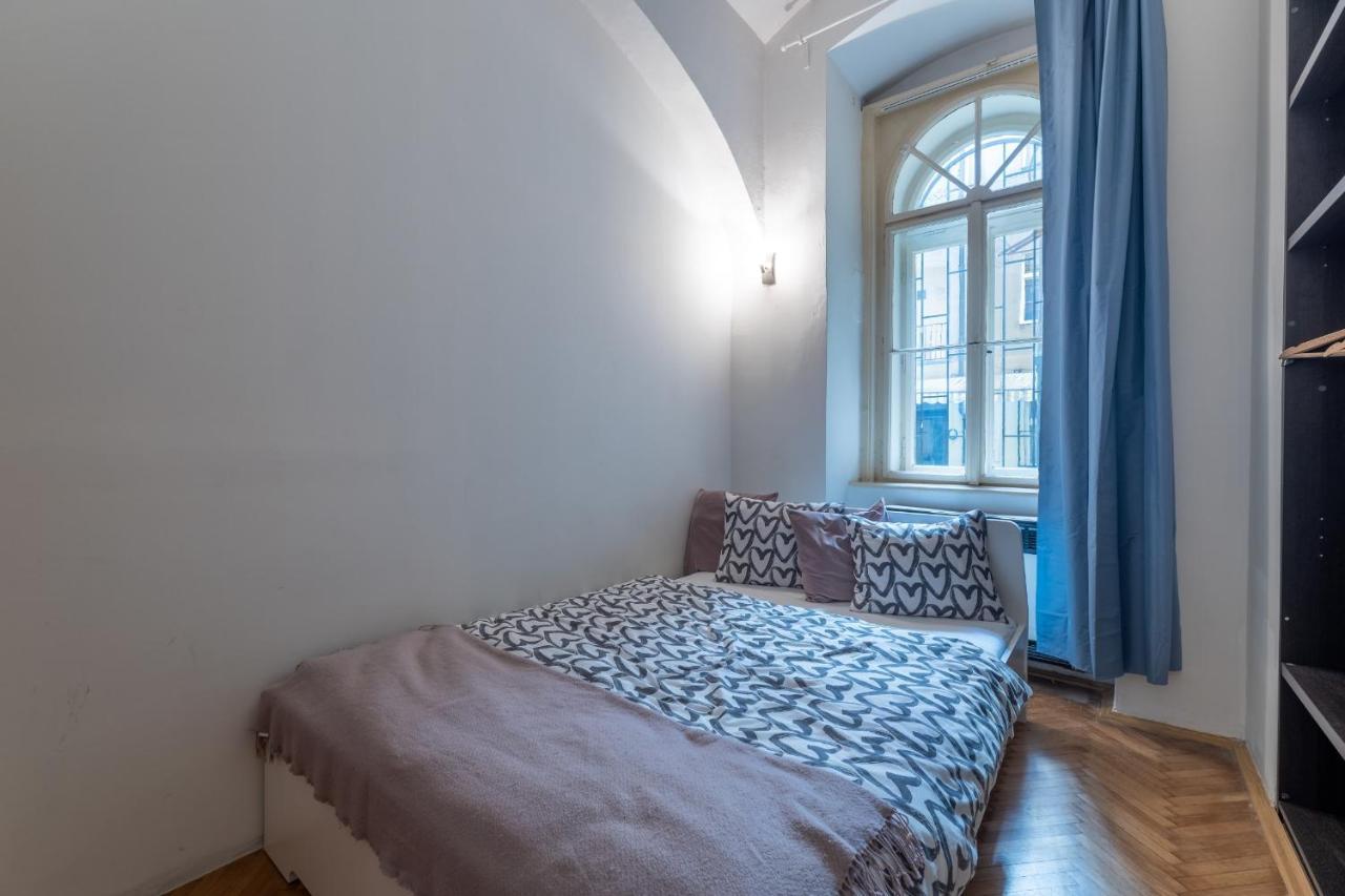 Spacious 3 Bedroom Apartment In The Heart Of براغ المظهر الخارجي الصورة